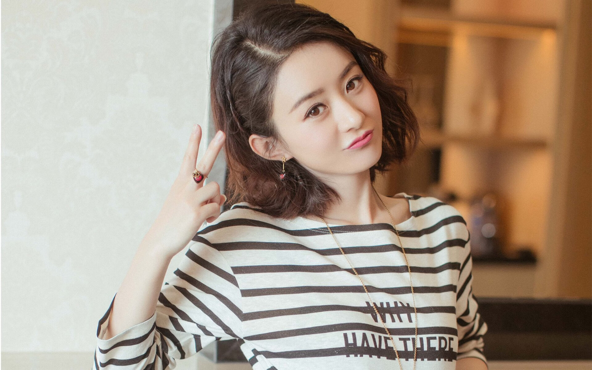 爱游戏体育app-【巅峰对决】丁俊晖VS奥沙利文：经典瞬间回顾，丁俊晖vs 奥沙利文