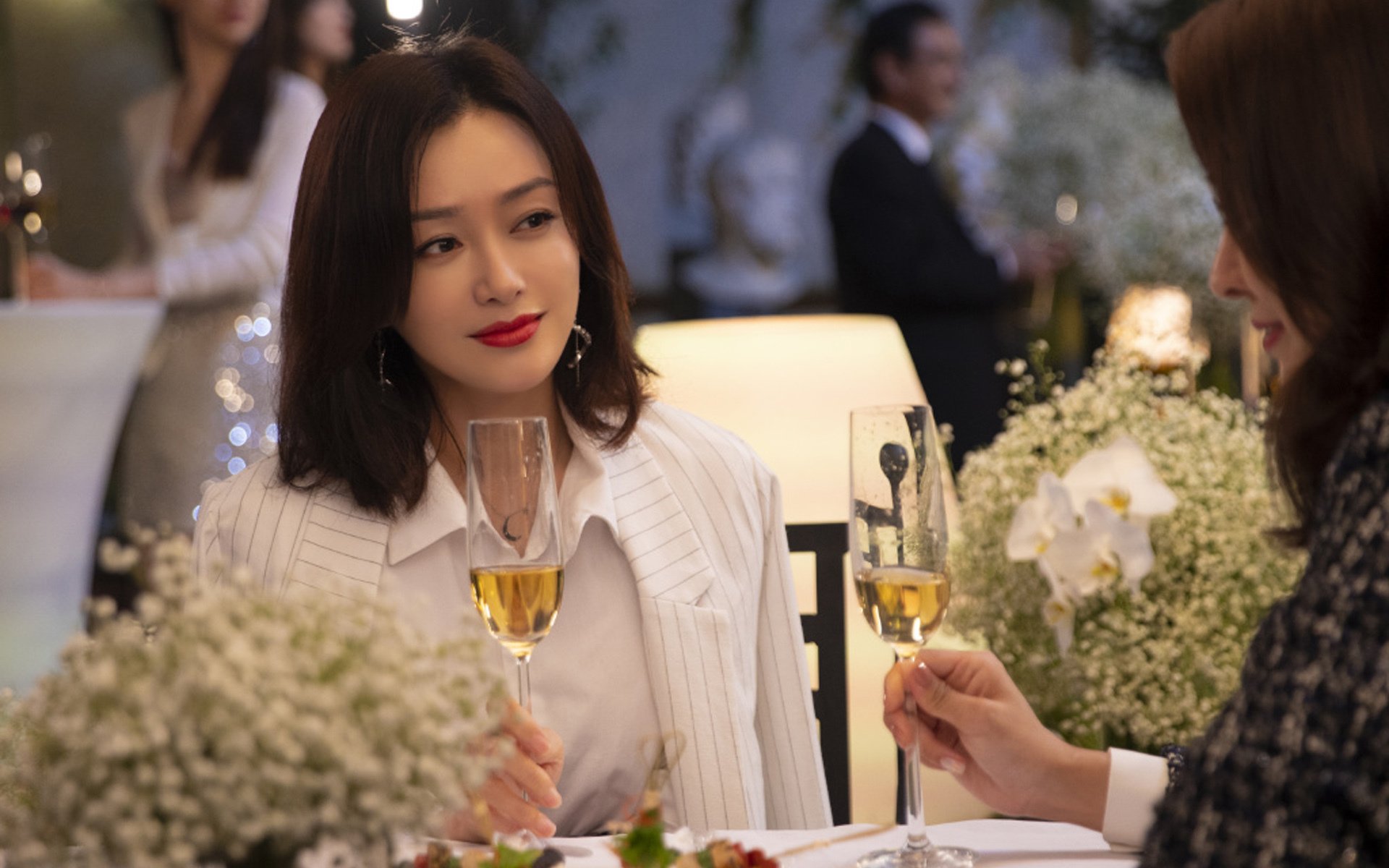 核心球员下半场跑动距离是否反映体能调度质量，球员核心力量