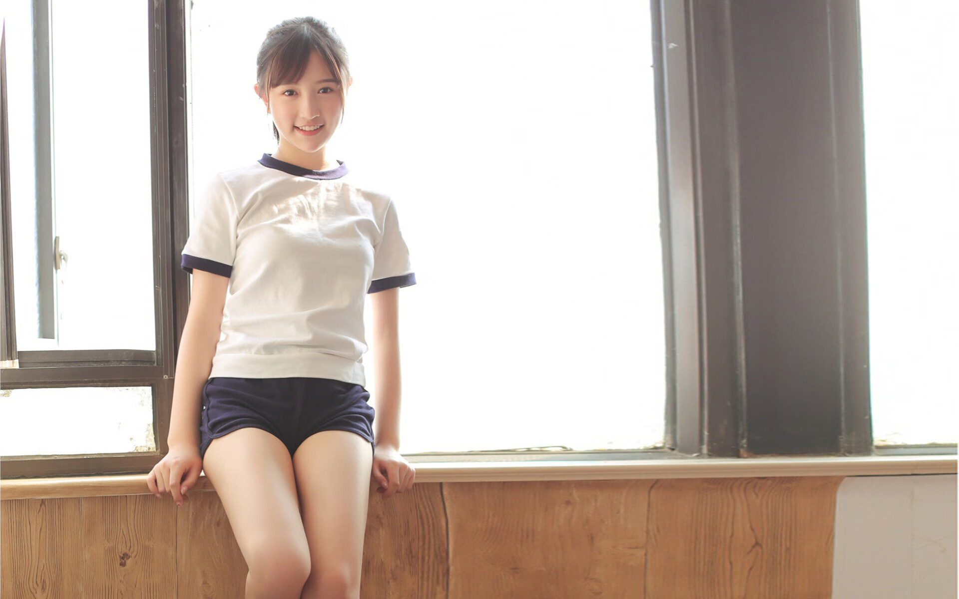 AIYOUXI.COM-曹缘男子3米跳板决赛展现冠军风采，3米跳板冠军女子