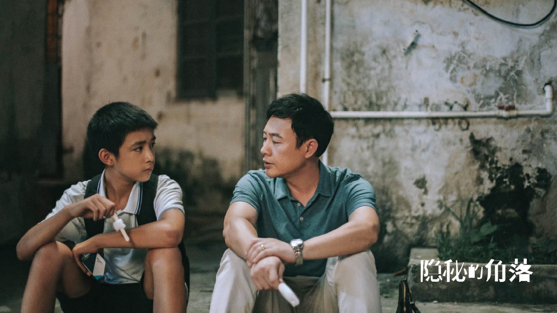 英超散发的激情:每一次拼抢都令人心潮澎湃,英超精彩