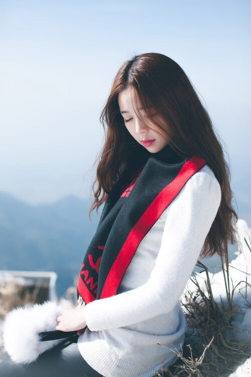 爱游戏娱乐平台-非洲锦标赛高悬奖金牌，南非队和尼日利亚队实力对抗，非洲杯尼日利亚直播