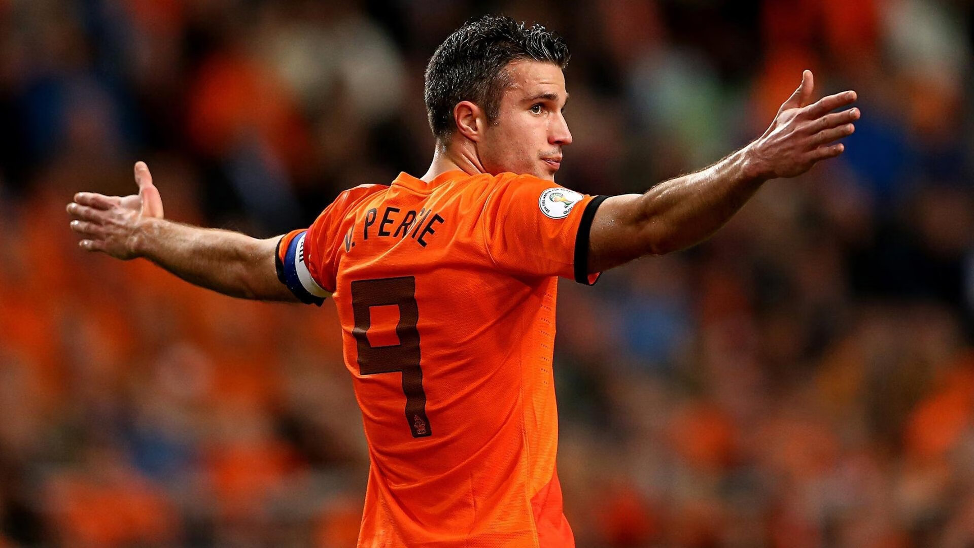 历史上的今天：球队夺冠的经典瞬间，球队历史战绩